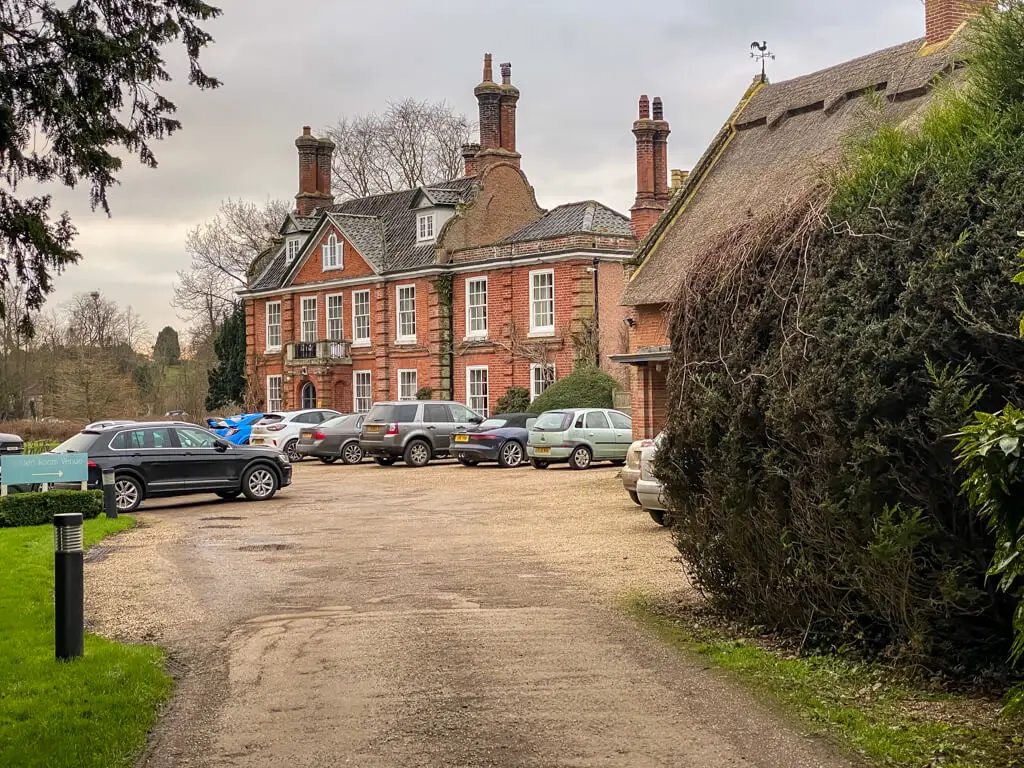 exterior view of the norfolk mead hotel