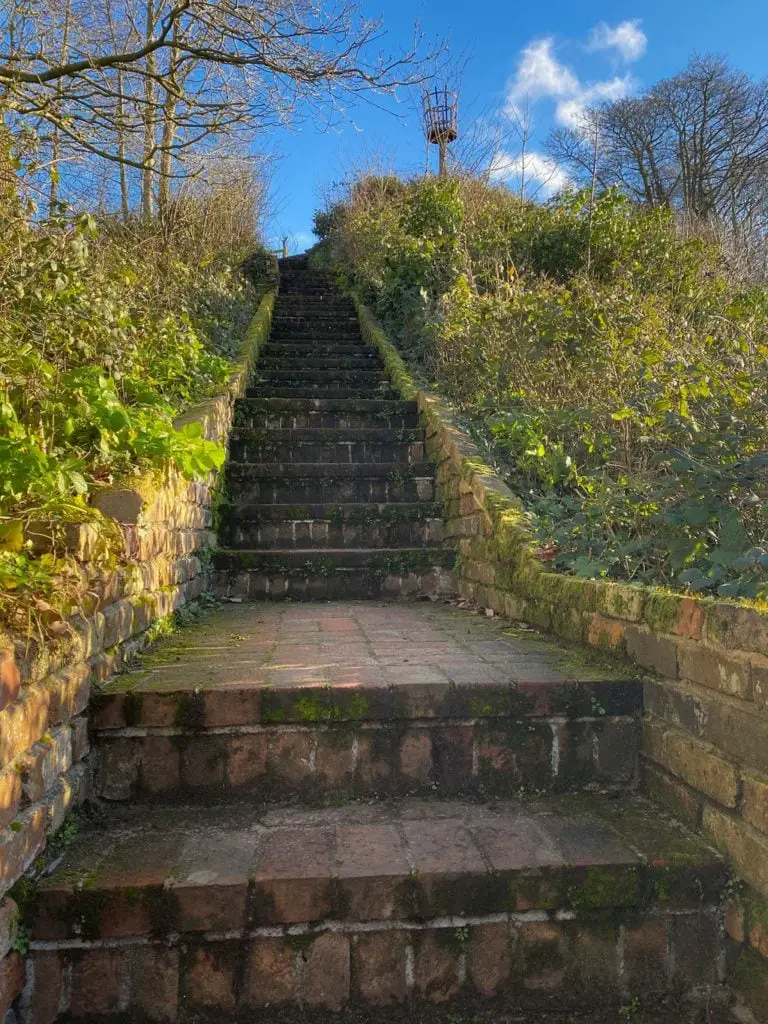 stairs leading to the top of kett's heights