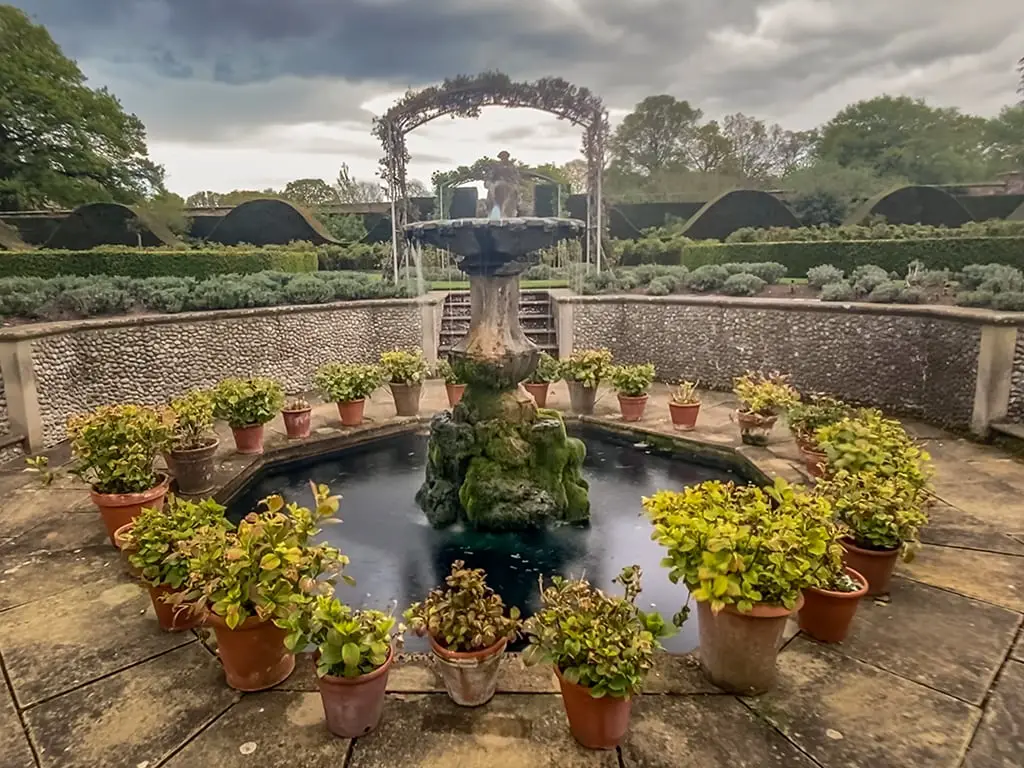 fountain in the walled garden at houghton hall