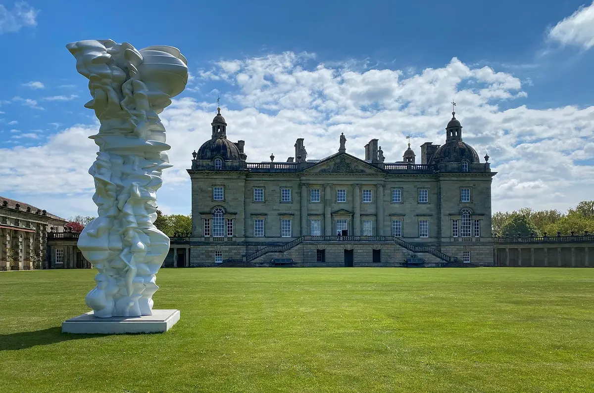 mean average by tony cragg at houghton hall