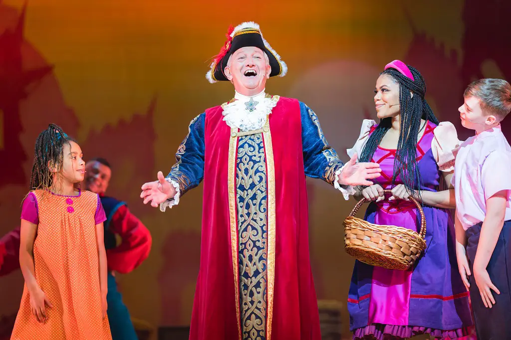 Graham Cole preforms in Dick Whittington and His Cat at Norwich Theatre Royal in 2021