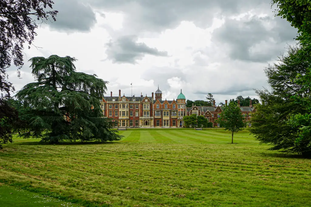 exterior view of the sandringham house in norfolk