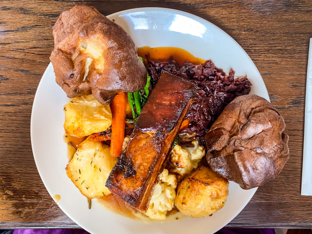 pork sunday roast at the red lion bishopsgate in Norwich
