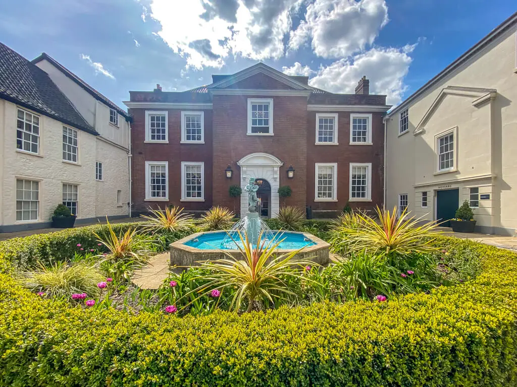 front of the assembly house with fountain