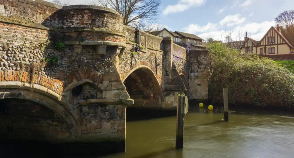 bishops bridge over the River Wensum in Norwich